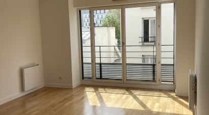 Appartement 2 pièces de 43 m² à Paris (75015)