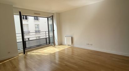 Apartment 2 rooms of 43 m² in Paris (75015)