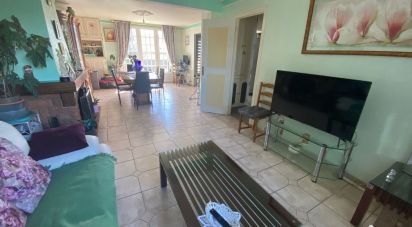 House 6 rooms of 140 m² in Orly (94310)