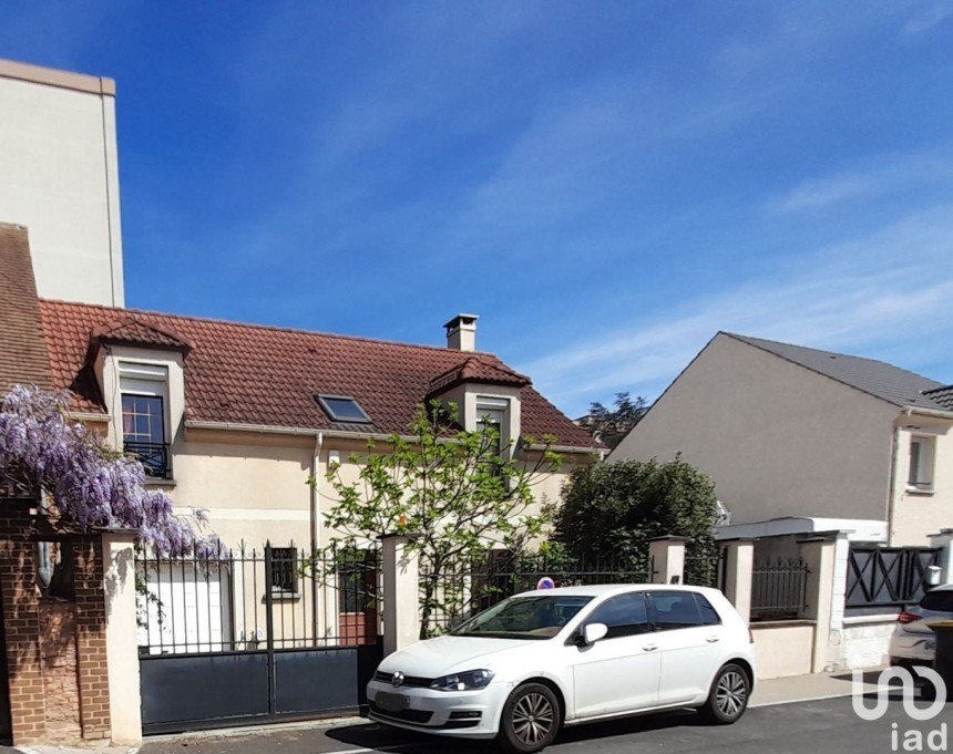 Vente Maison 110m² 6 Pièces à Vitry-sur-Seine (94400) - Iad France