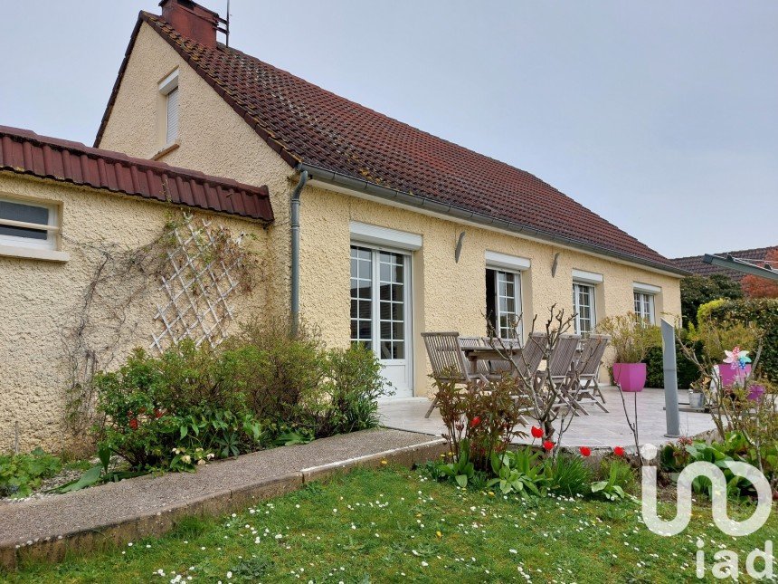 Vente Maison 142m² 6 Pièces à Beauvais (60000) - Iad France