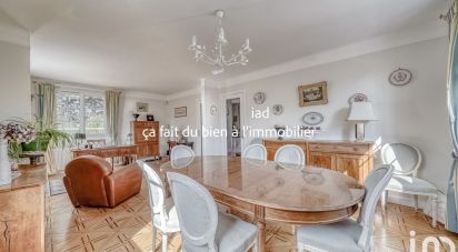 Maison traditionnelle 8 pièces de 250 m² à Rueil-Malmaison (92500)