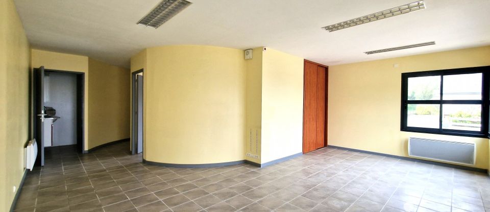 Bâtiment de 378 m² à Roudouallec (56110)