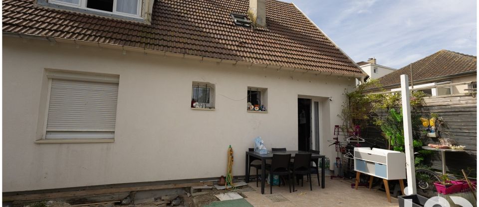 House 4 rooms of 80 m² in Compiègne (60200)