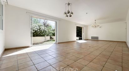 House 9 rooms of 213 m² in Bazemont (78580)