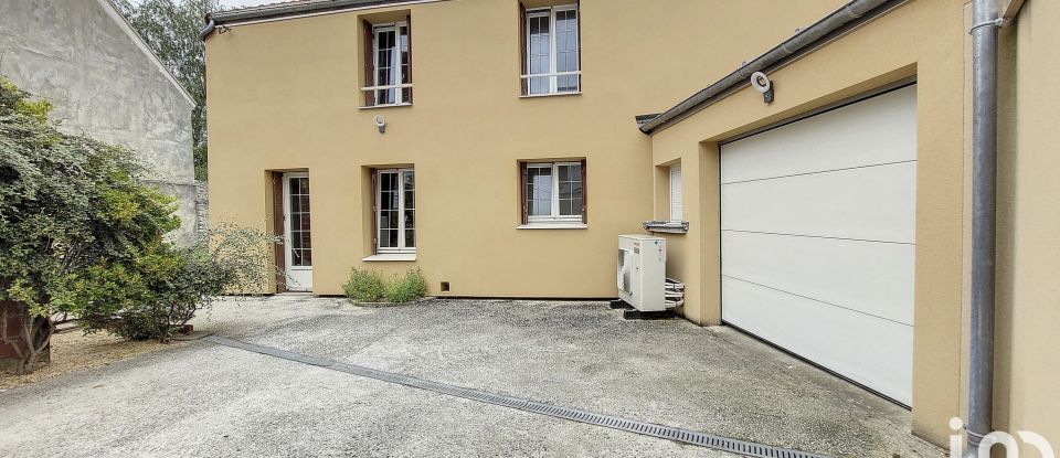 House 7 rooms of 150 m² in Meaux (77100)