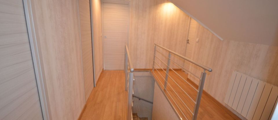 House 6 rooms of 140 m² in Goussainville (95190)