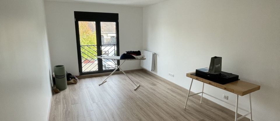 Traditional house 7 rooms of 150 m² in Clichy-sous-Bois (93390)