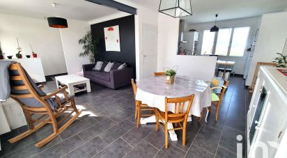 Traditional house 3 rooms of 78 m² in Châtillon-sur-Thouet (79200)