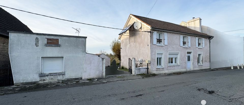 Maison de village 10 pièces de 194 m² à Lembeye (64350)