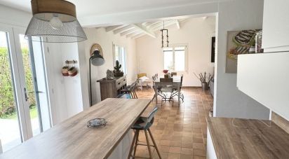 House 4 rooms of 136 m² in Saint-Georges-de-Didonne (17110)