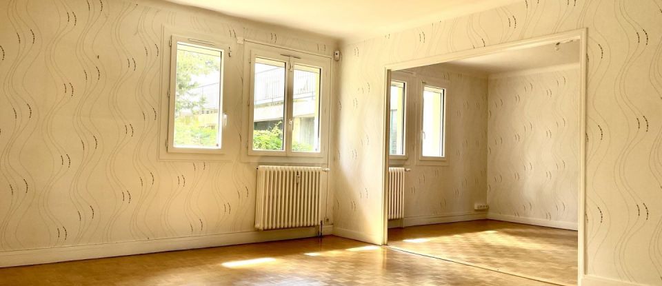 Apartment 4 rooms of 90 m² in Nantes (44300)