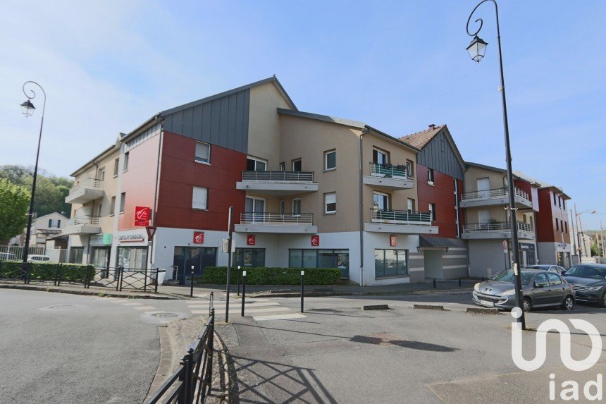 Apartment 3 rooms of 65 m² in Écouen (95440)