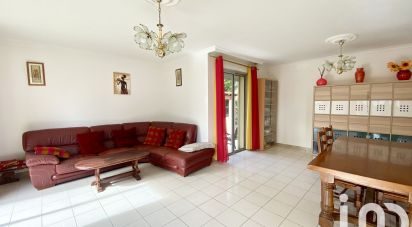 Traditional house 5 rooms of 131 m² in Nîmes (30000)