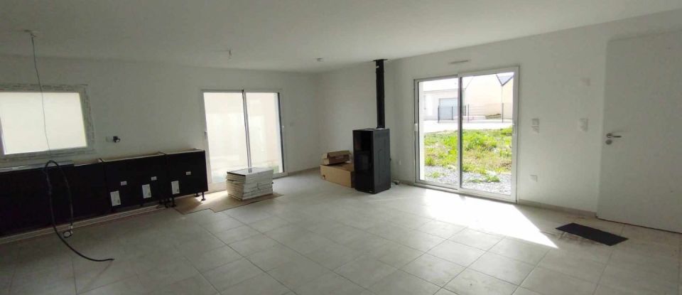 Maison 4 pièces de 82 m² à Courseulles-sur-Mer (14470)