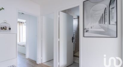 Apartment 3 rooms of 70 m² in Bruges (33520)