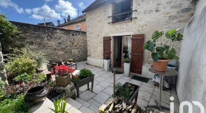 Town house 4 rooms of 97 m² in Nemours (77140)