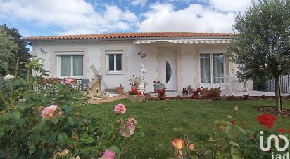 House 5 rooms of 126 m² in Pamproux (79800)