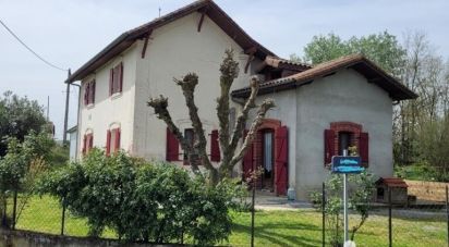Maison de village 5 pièces de 160 m² à Caussade-Rivière (65700)