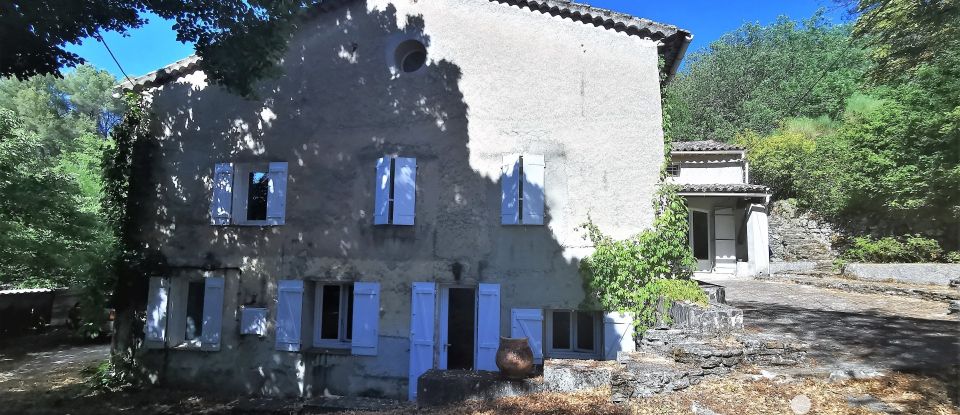 House 5 rooms of 233 m² in Saint-Zacharie (83640)