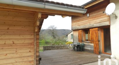 House 5 rooms of 100 m² in Outriaz (01430)