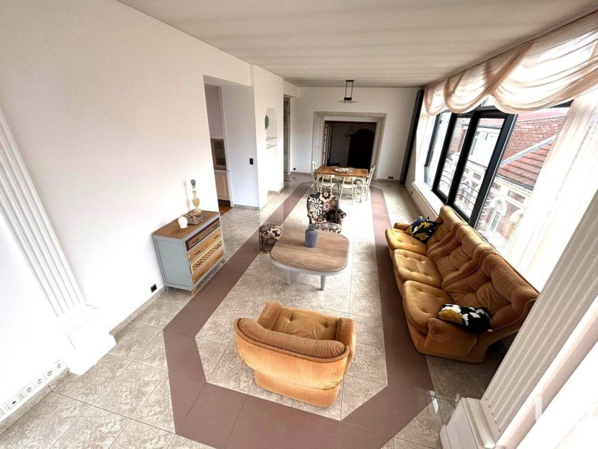 Appartement 5 pièces de 164 m² à Saint-Quentin (02100)