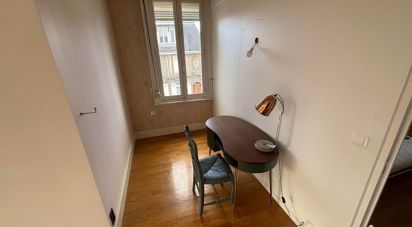 Apartment 5 rooms of 164 m² in Saint-Quentin (02100)