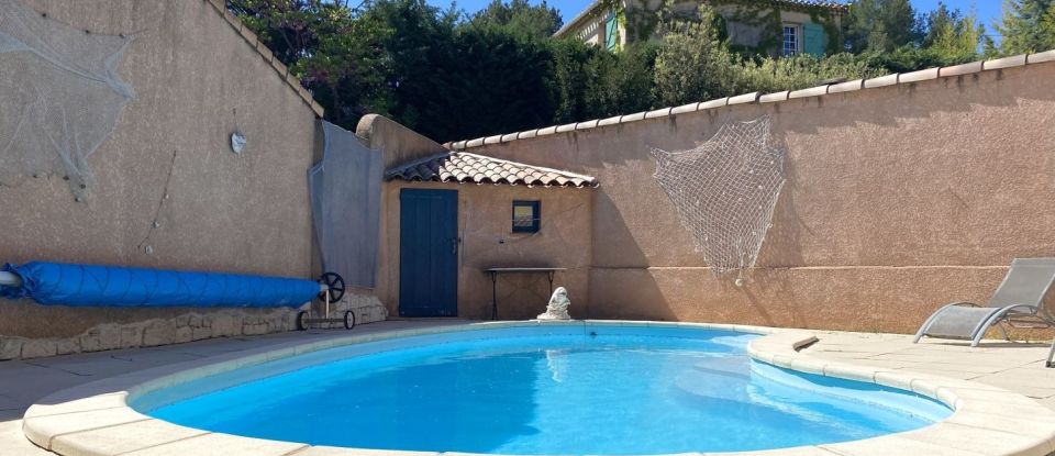 House 6 rooms of 170 m² in Rousset (13790)