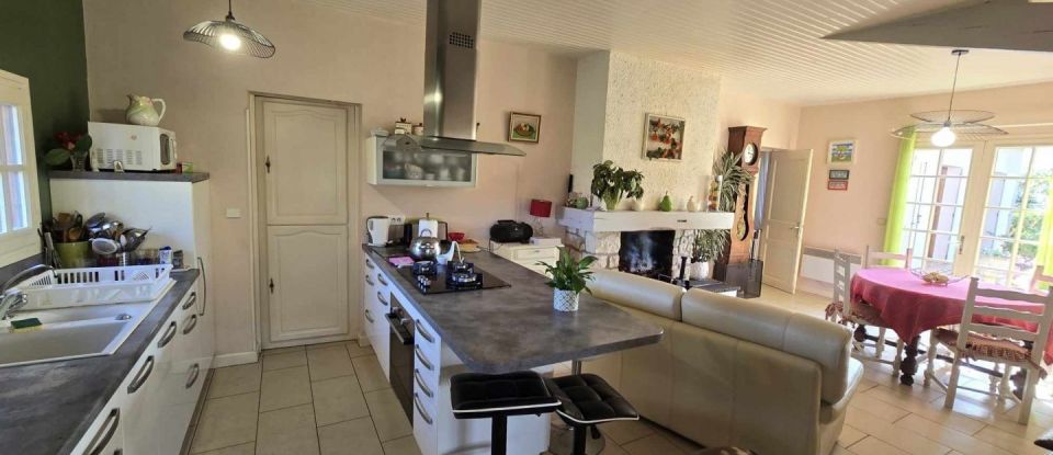House 9 rooms of 220 m² in Grenade-sur-l'Adour (40270)