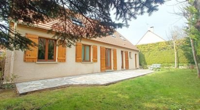 House 7 rooms of 181 m² in Écouen (95440)