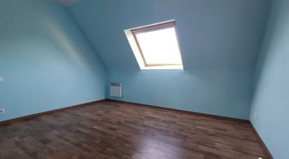 House 5 rooms of 90 m² in Pleumeur-Bodou (22560)
