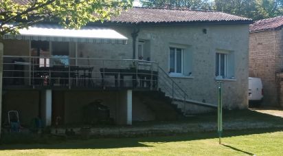 House 5 rooms of 142 m² in Aigre (16140)