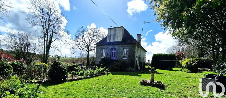 Country house 3 rooms of 112 m² in Plouyé (29690)