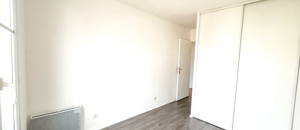 Appartement 3 pièces de 65 m² à Alfortville (94140)