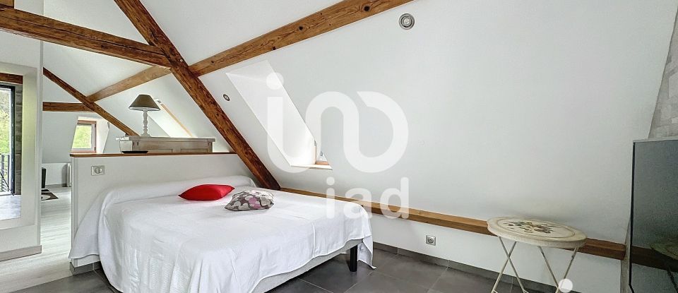 Loft 3 rooms of 42 m² in Campan (65710)
