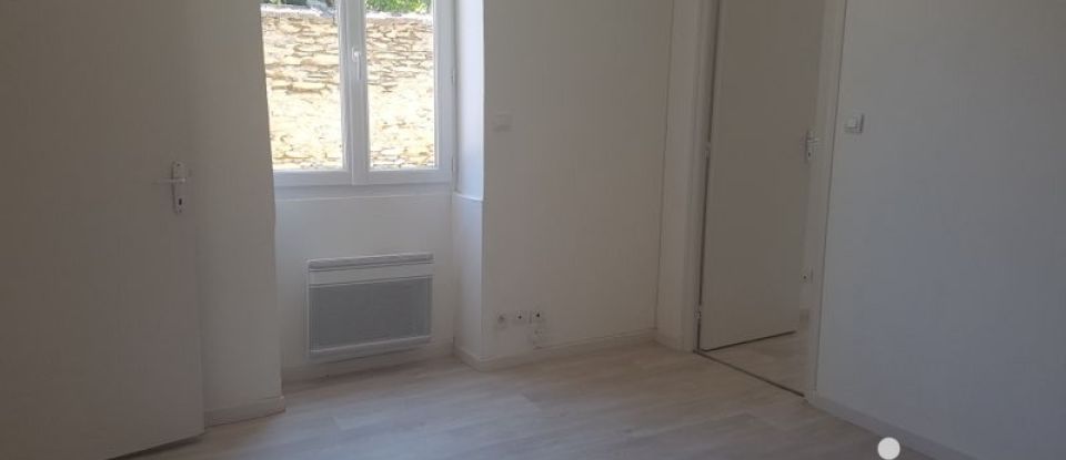 Apartment 3 rooms of 49 m² in Laval (53000)