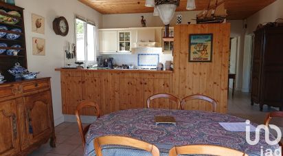 Traditional house 11 rooms of 340 m² in Loix (17111)