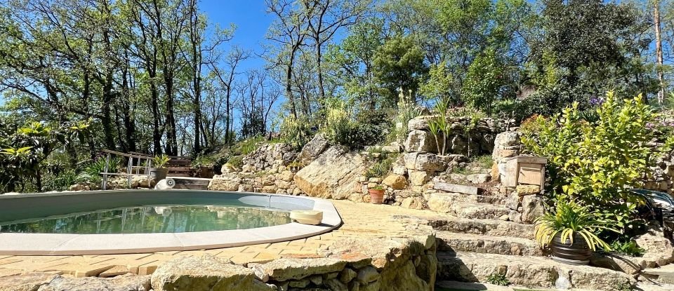 Traditional house 5 rooms of 100 m² in Montferrat (83131)