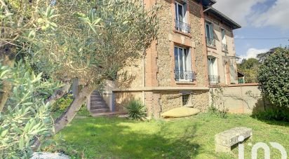 Traditional house 6 rooms of 105 m² in Ablon-sur-Seine (94480)