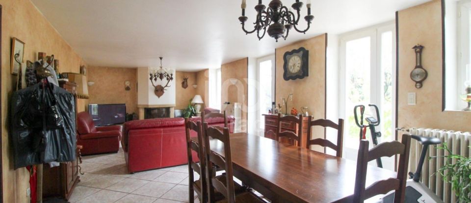 House 4 rooms of 130 m² in Saint-Affrique (12400)
