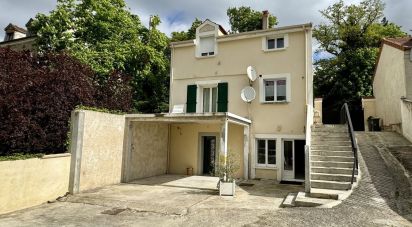 Maison 7 pièces de 224 m² à Soisy-sur-Seine (91450)