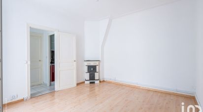 Appartement 2 pièces de 39 m² à Paris (75017)
