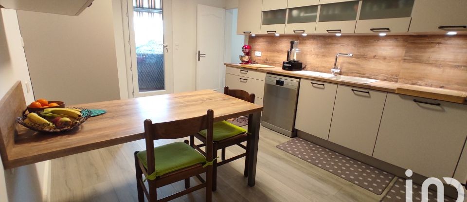 Apartment 4 rooms of 98 m² in Carpentras (84200)