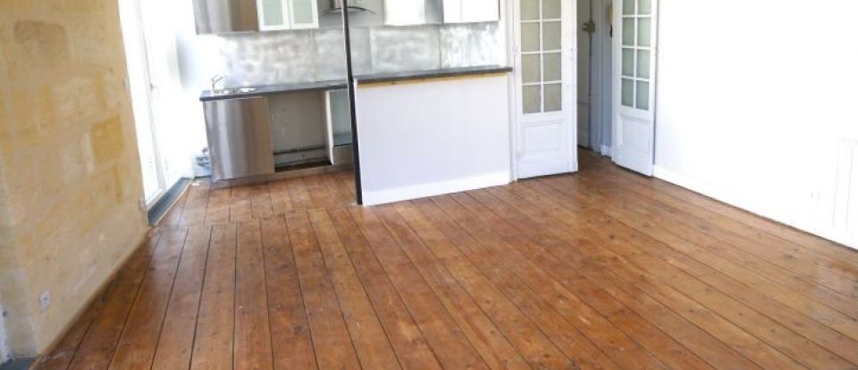 Apartment 2 rooms of 49 m² in Bordeaux (33000)