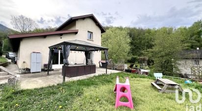 Country house 5 rooms of 109 m² in - (01200)