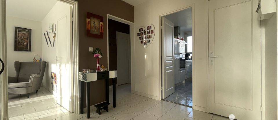 Appartement 3 pièces de 75 m² à Les Clayes-sous-Bois (78340)