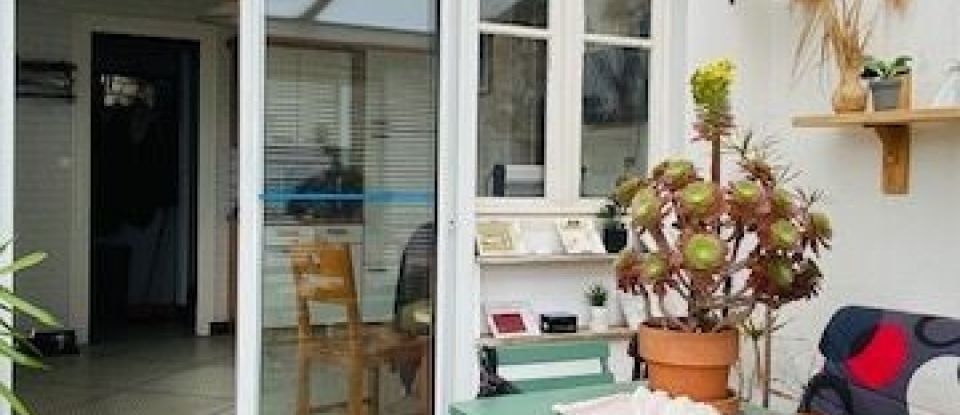 House 3 rooms of 81 m² in Royan (17200)