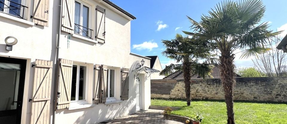 House 4 rooms of 90 m² in Boissy-l'Aillerie (95650)