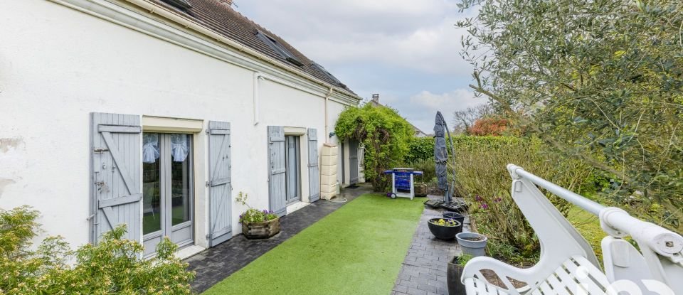 House 7 rooms of 144 m² in Santeuil (95640)