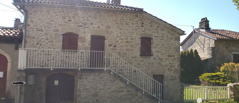 Maison traditionnelle 3 pièces de 80 m² à Gorses (46210)